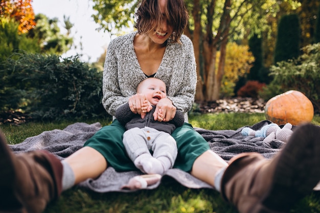 Jak przygotować się psychicznie na przyjście nowego członka rodziny?